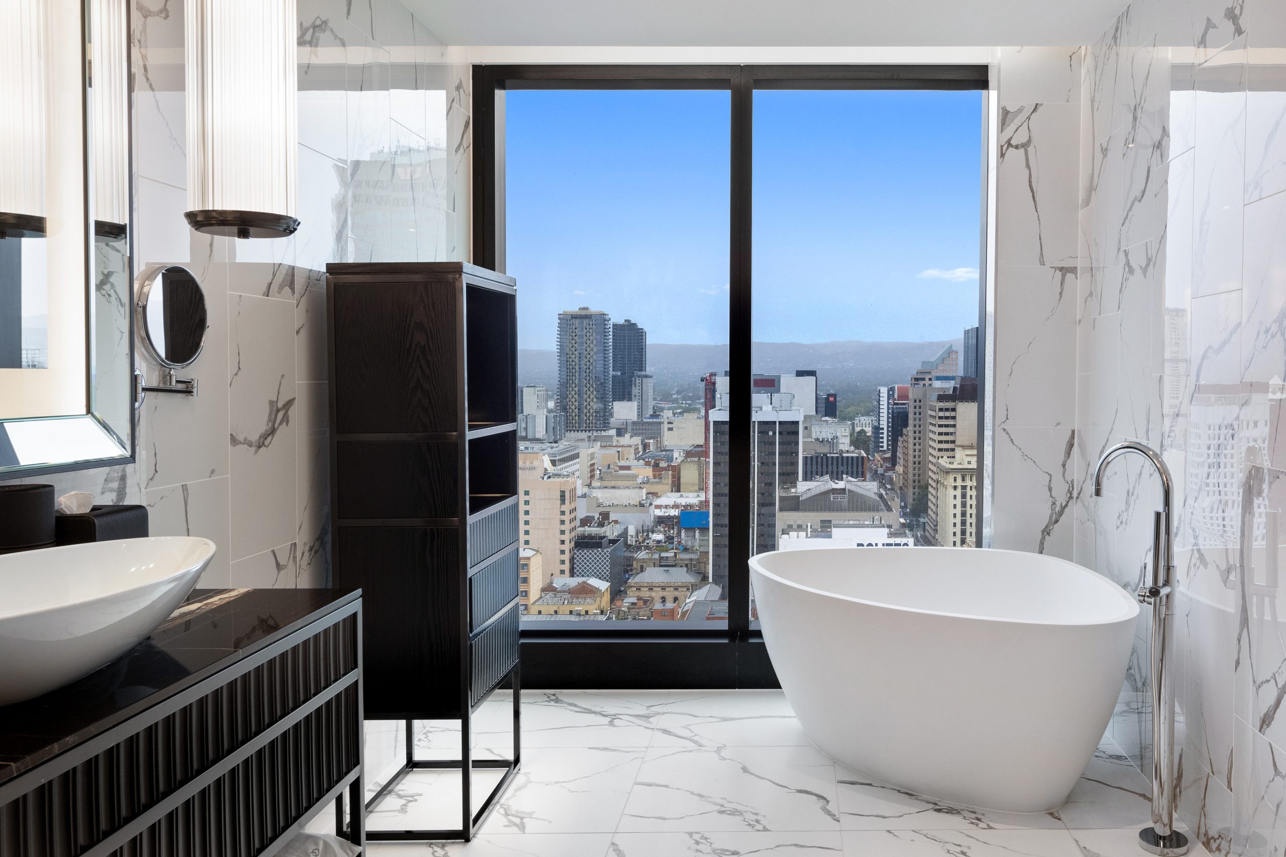 Opera Suite bathroom (2) Opera Suite bathroom